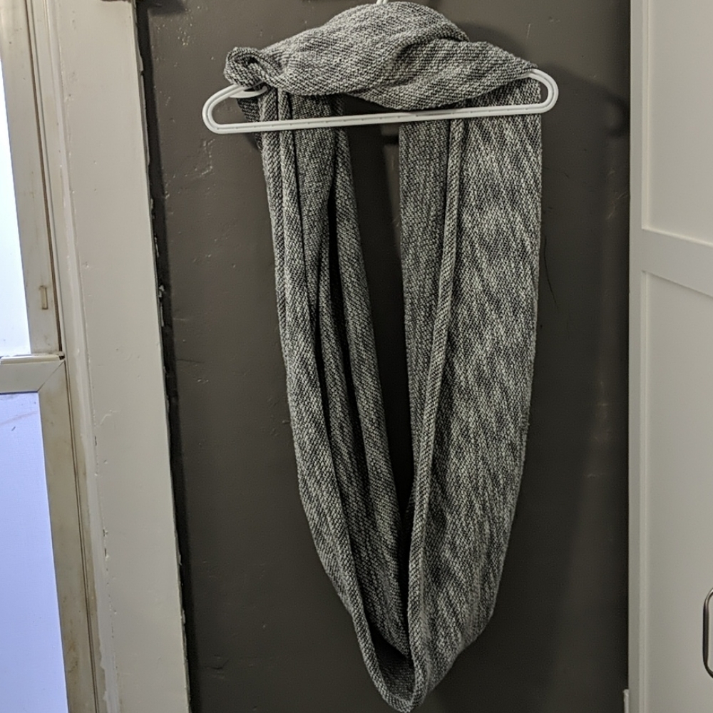 H&M Infinity Scarf